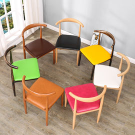 Стулья столовой моды современные, покрашенная кожа обедая стулья с деревянными ногами